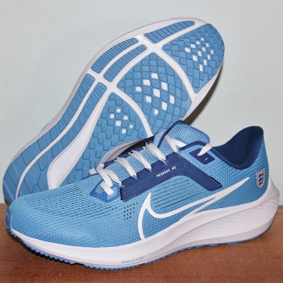 Nike Air Zoom Pegasus 40 England Soccer Running Shoes Mens 13 Three Lions - Picture 1 of 7